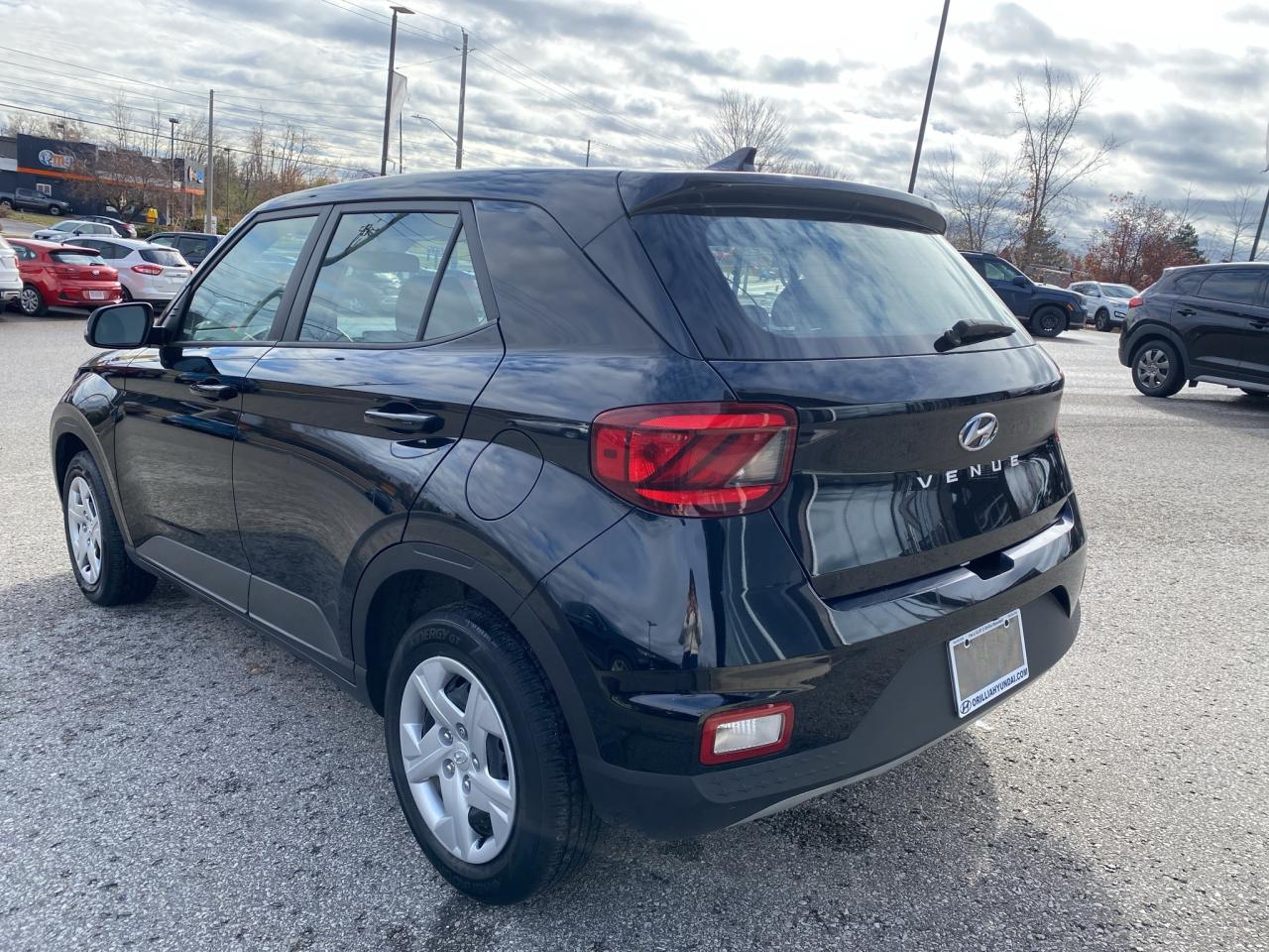 2021 Hyundai Venue Essential IVT Photo