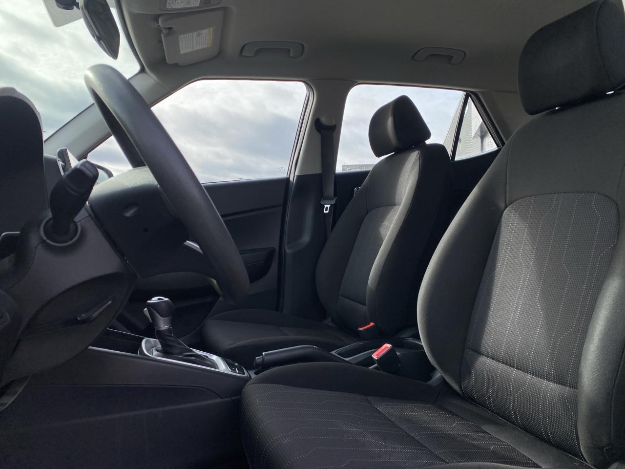 2021 Hyundai Venue Essential IVT Photo