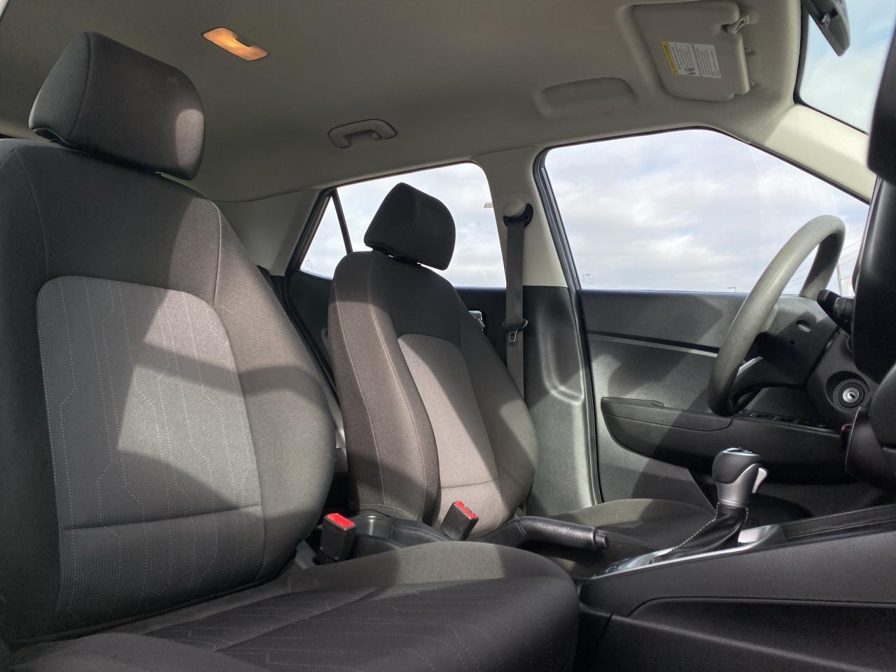 2021 Hyundai Venue Essential IVT Photo