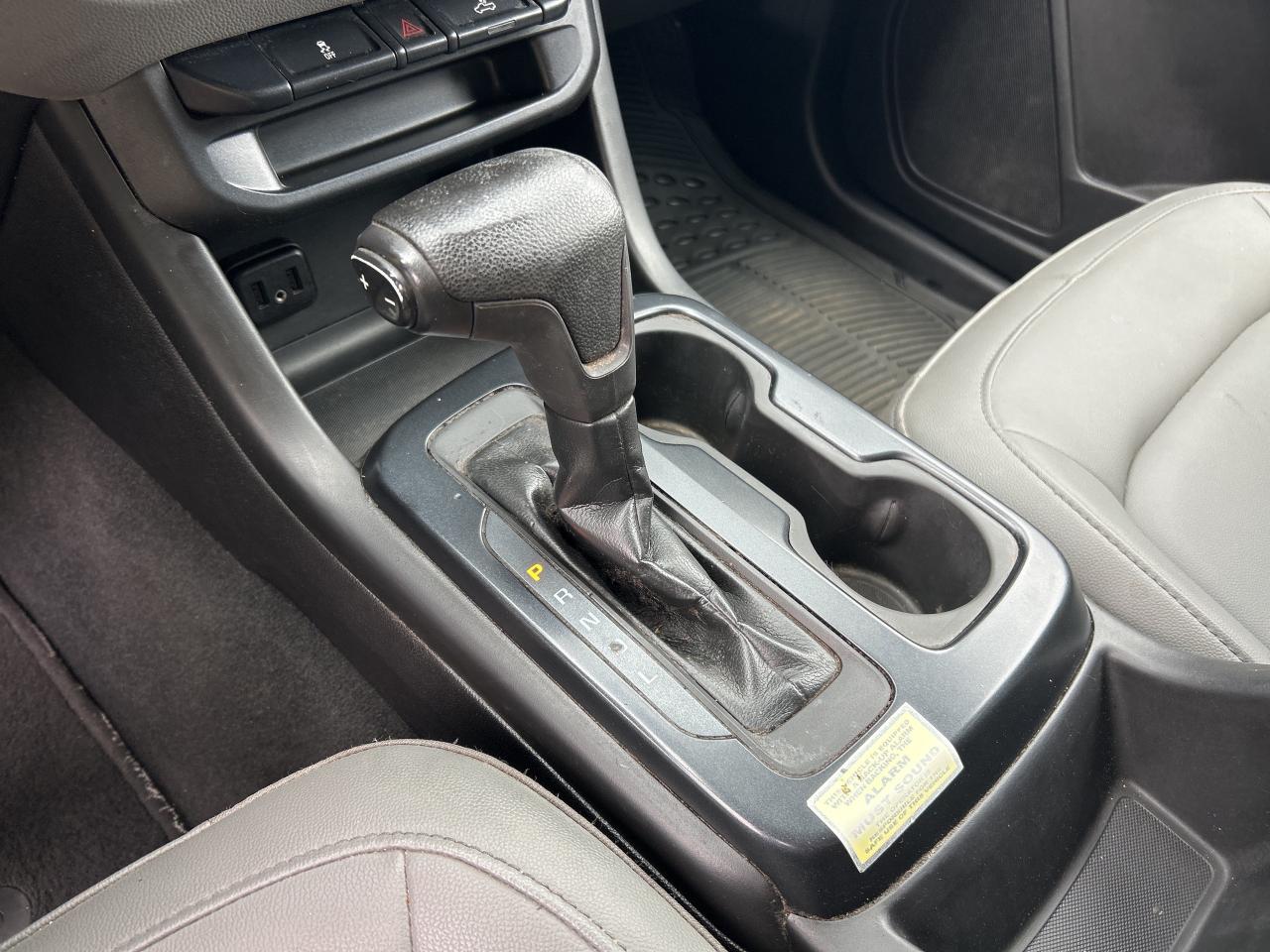 2021 Chevrolet Colorado TRADESMAN TOPPER INCLUDED, SIRIUS RADIO! Photo