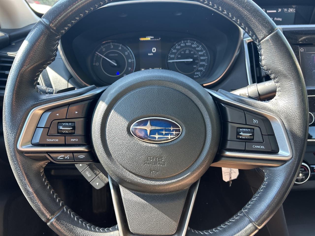 2018 Subaru Impreza CLEAN CARFAX, BACK UP CAMERA, HEATED SEATS! Photo