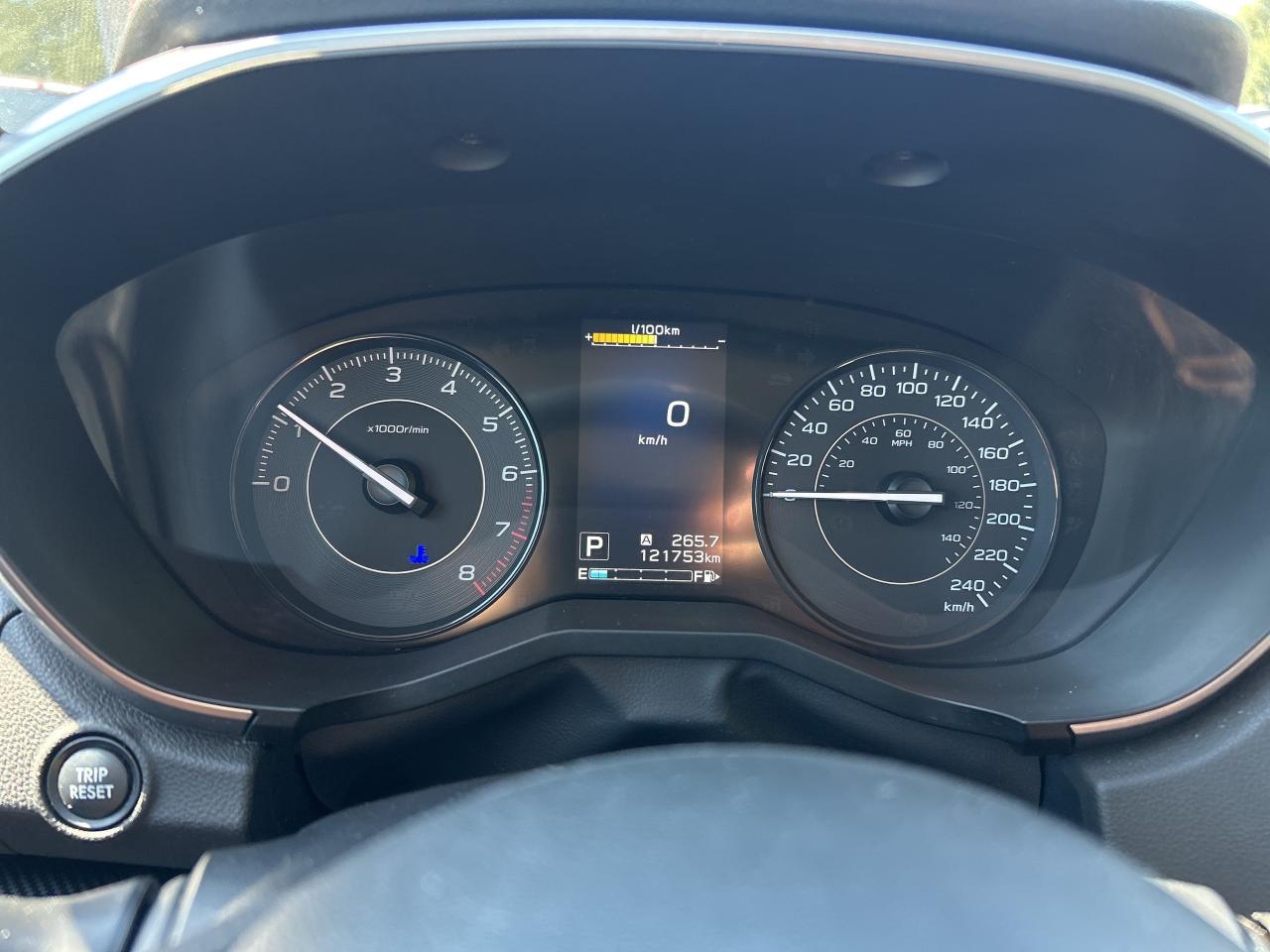 2018 Subaru Impreza CLEAN CARFAX, BACK UP CAMERA, HEATED SEATS! Photo