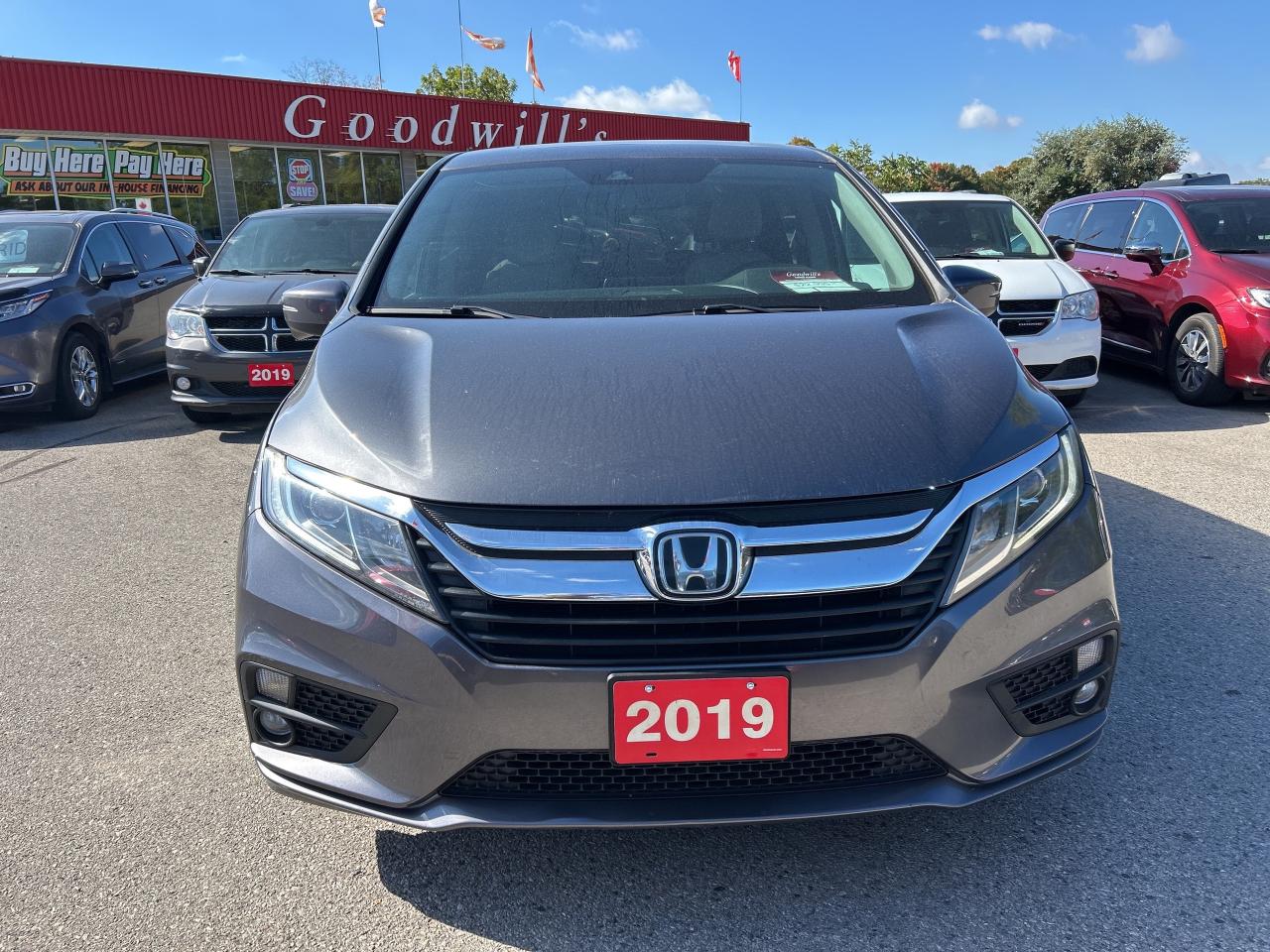 2019 Honda Odyssey EX, 8 PASS, SUNROOF, REMOTE START, BACK UP CAMERA! Photo2
