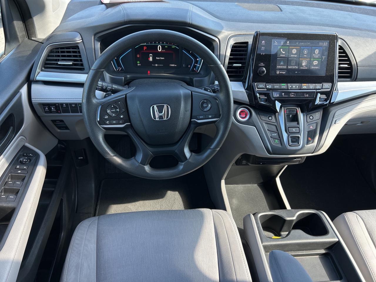 2019 Honda Odyssey EX, 8 PASS, SUNROOF, REMOTE START, BACK UP CAMERA! Photo