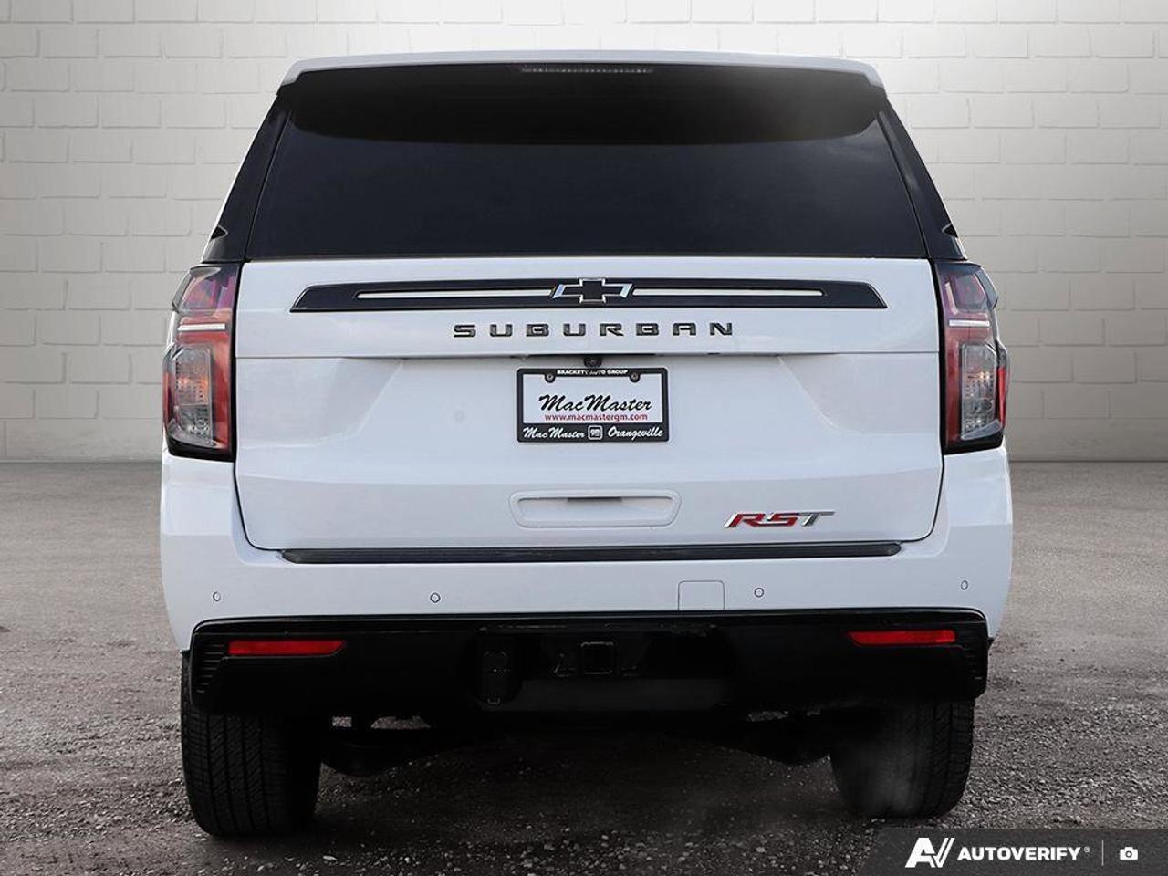 2024 Chevrolet Suburban RSTRST, 5.3L, 8-PASS, 4X4, LOADED, RR ENTERTAINMEN Photo3