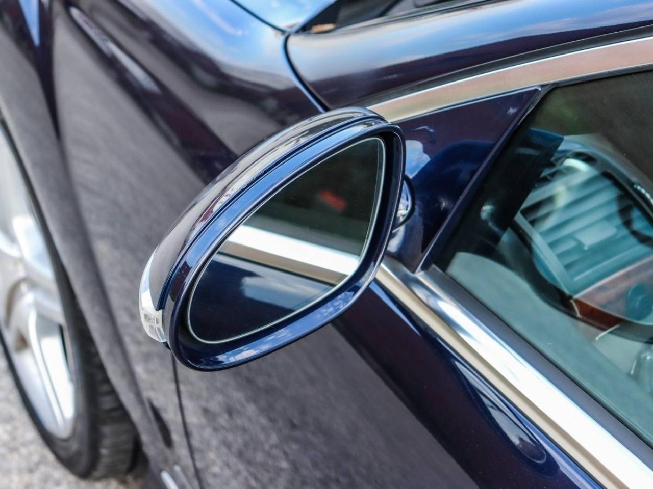 2009 Mercedes-Benz S-Class 4.7L V8 4MATIC Photo