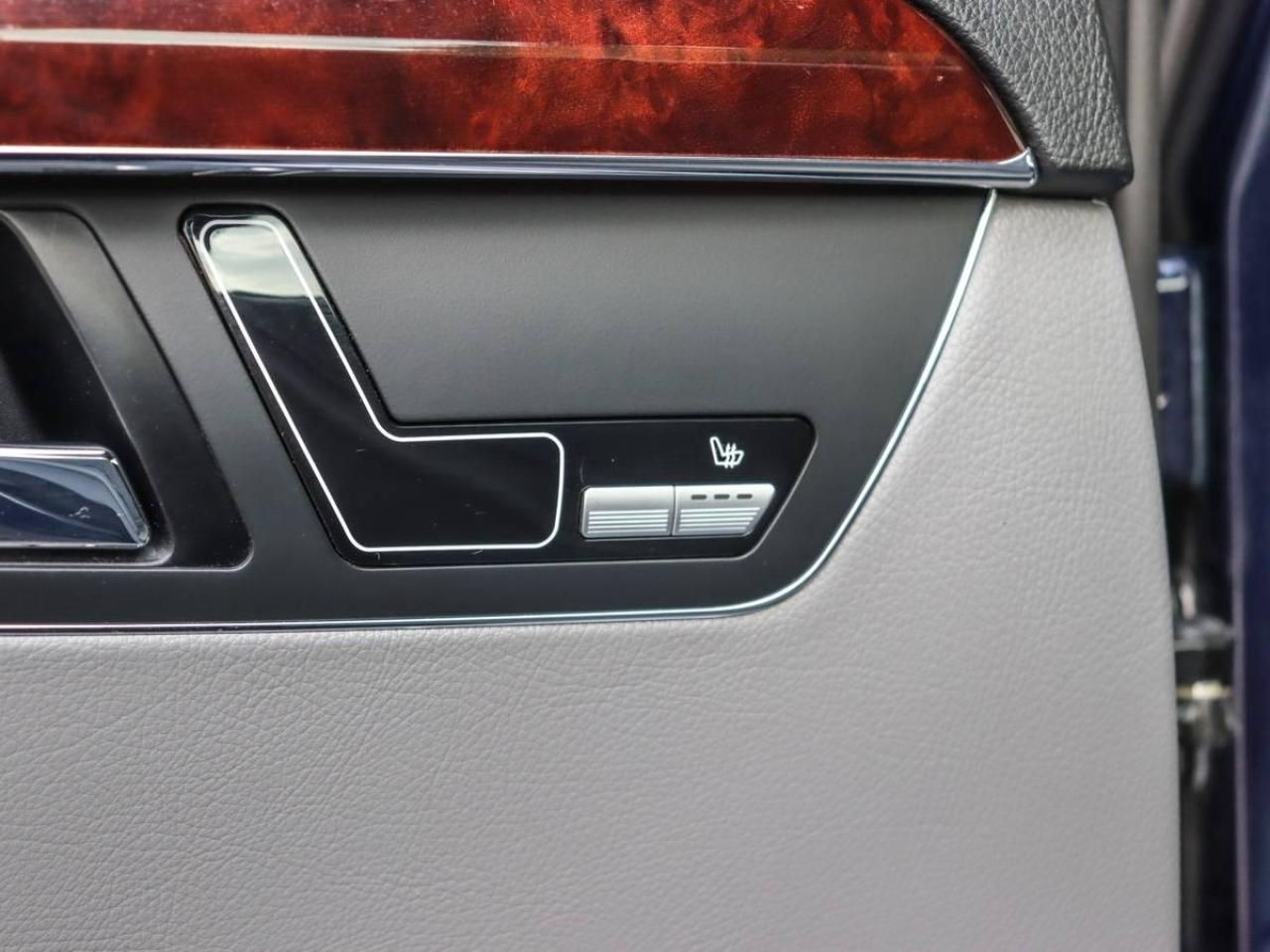 2009 Mercedes-Benz S-Class 4.7L V8 4MATIC Photo