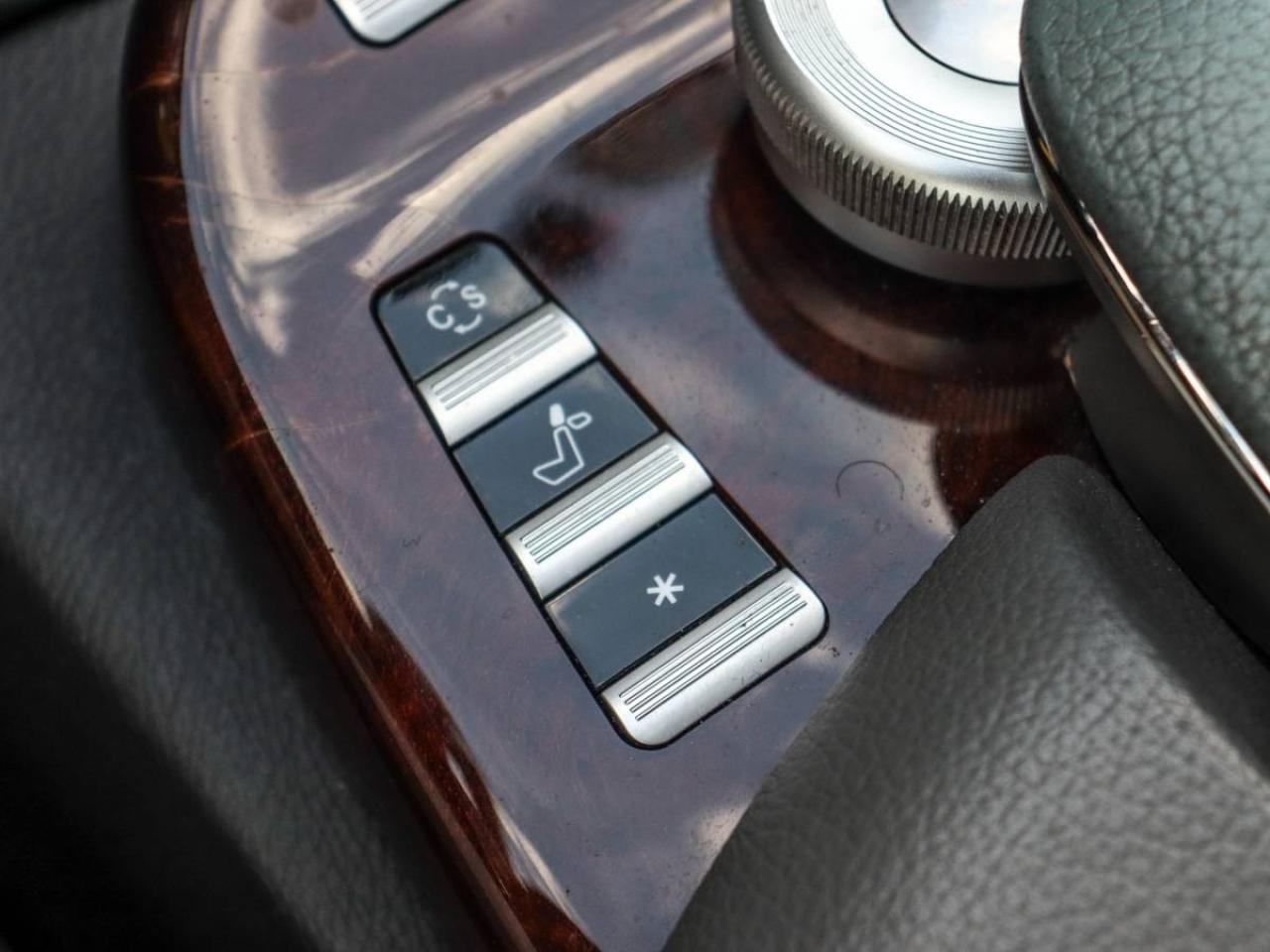 2009 Mercedes-Benz S-Class 4.7L V8 4MATIC Photo