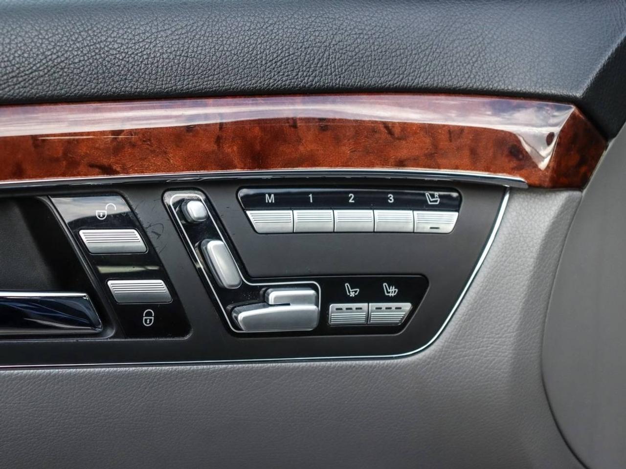 2009 Mercedes-Benz S-Class 4.7L V8 4MATIC Photo