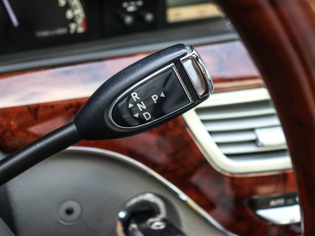 2009 Mercedes-Benz S-Class 4.7L V8 4MATIC Photo