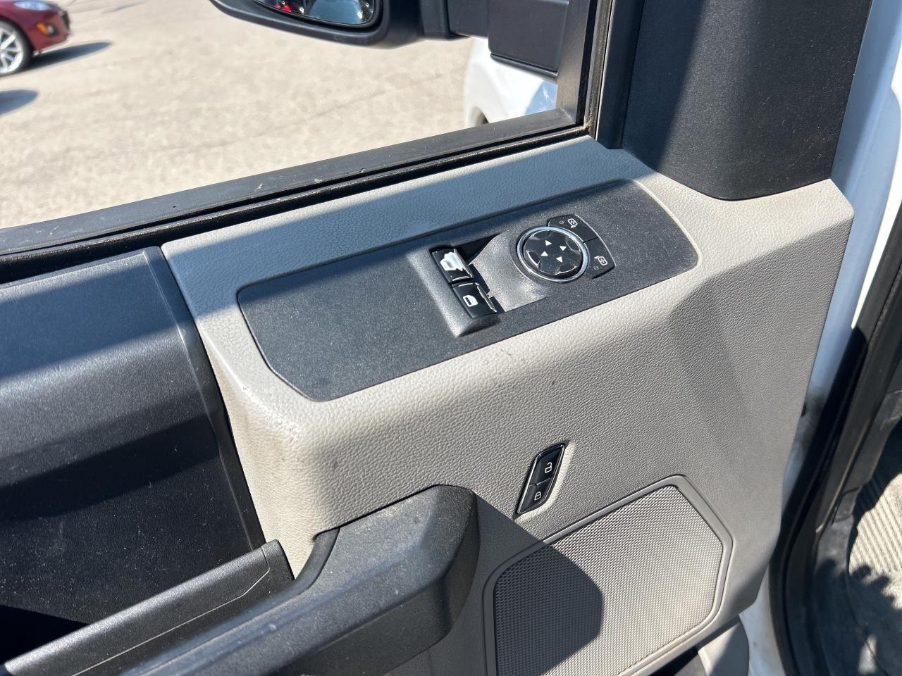 2017 Ford F-350 XL, POWER TAILGATE LIFT, AS IS, NOT SAFETIED! Photo