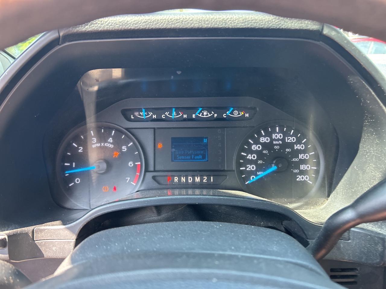 2017 Ford F-350 XL, POWER TAILGATE LIFT, AS IS, NOT SAFETIED! Photo