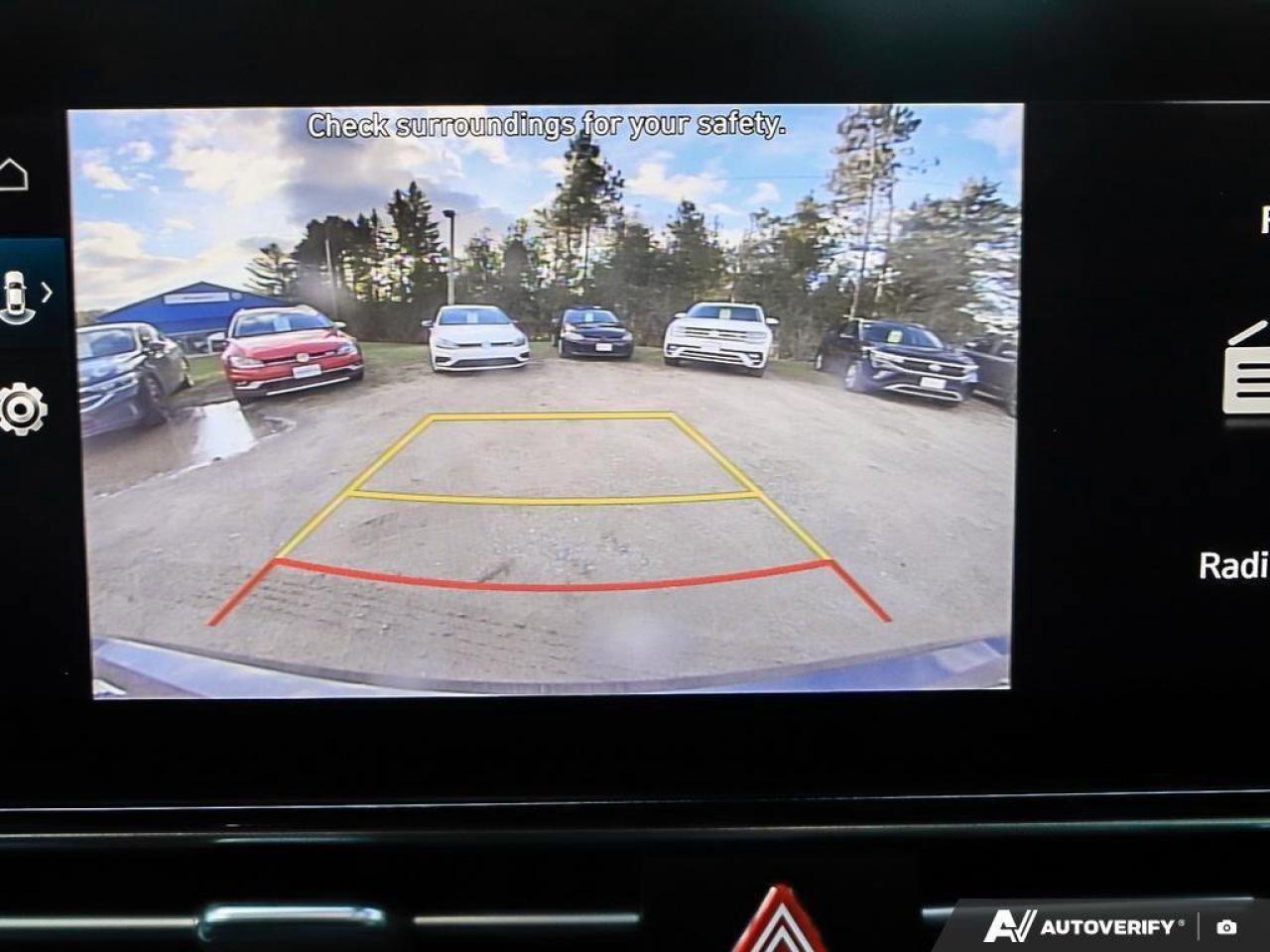 2024 Hyundai Elantra LuxuryACCIDENT-FREE, HTD LEATHER, SUNROOF, LANE KE Photo