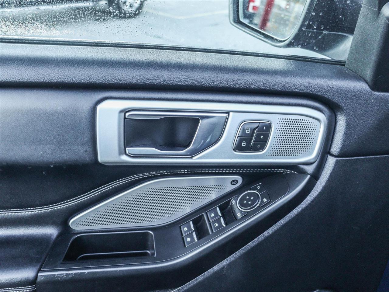 2020 Ford Explorer ST Photo