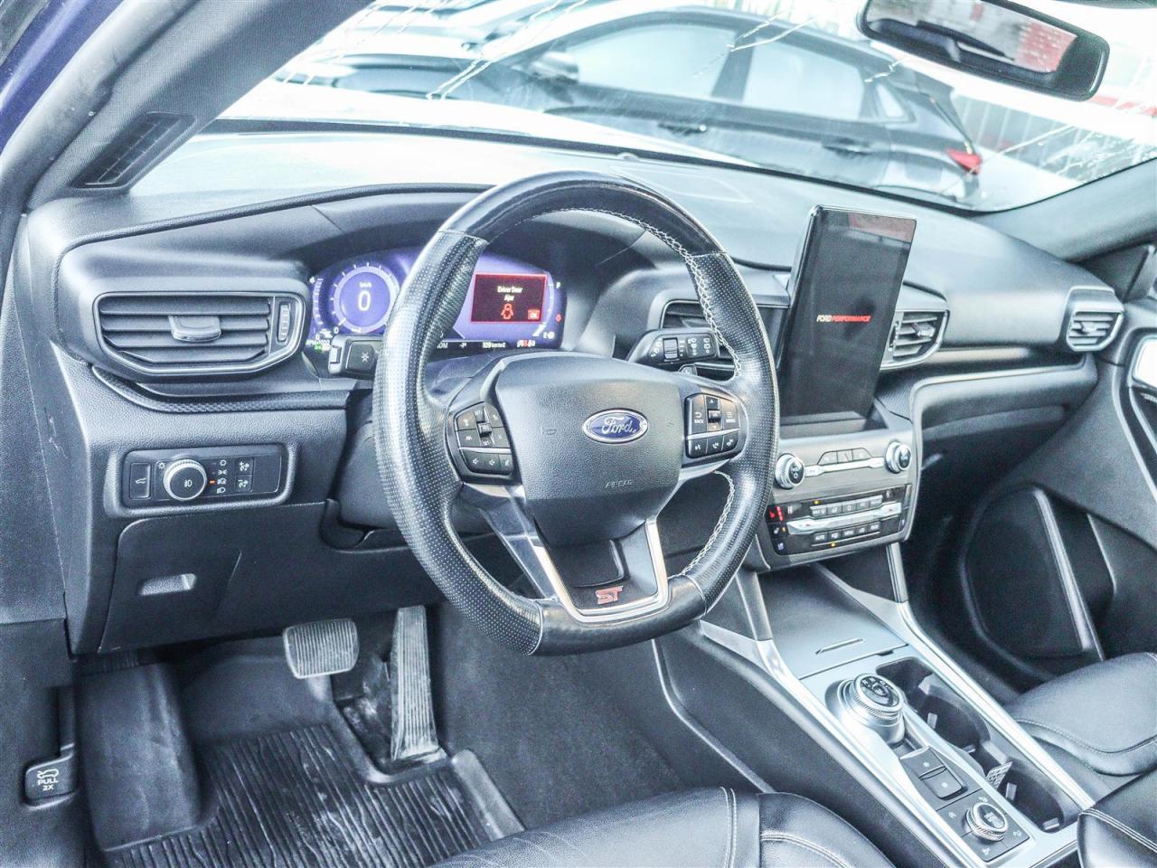 2020 Ford Explorer ST Photo