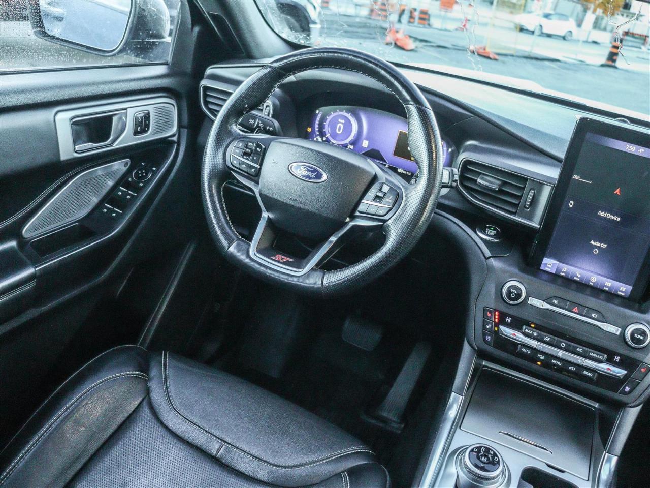 2020 Ford Explorer ST Photo