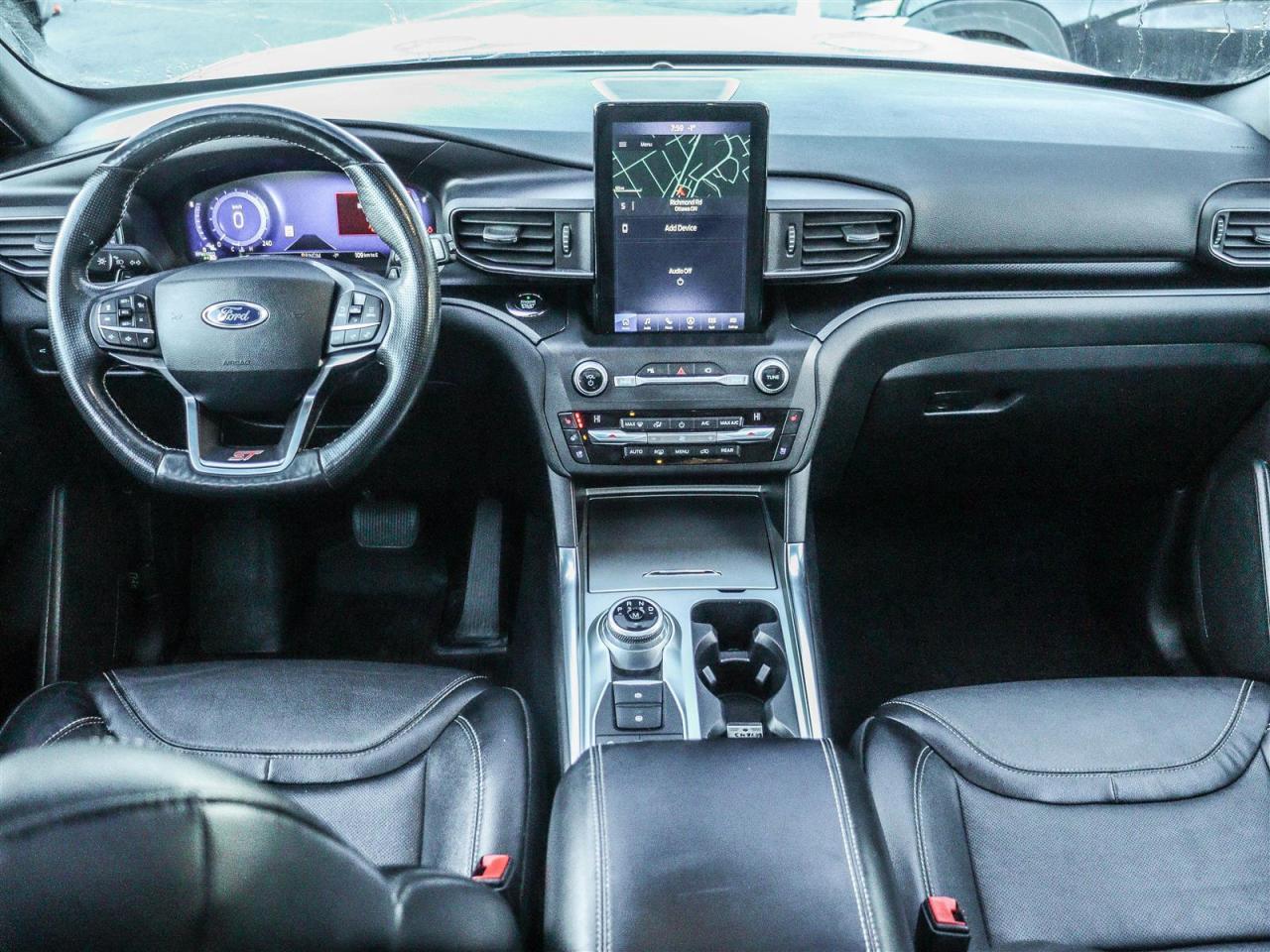 2020 Ford Explorer ST Photo