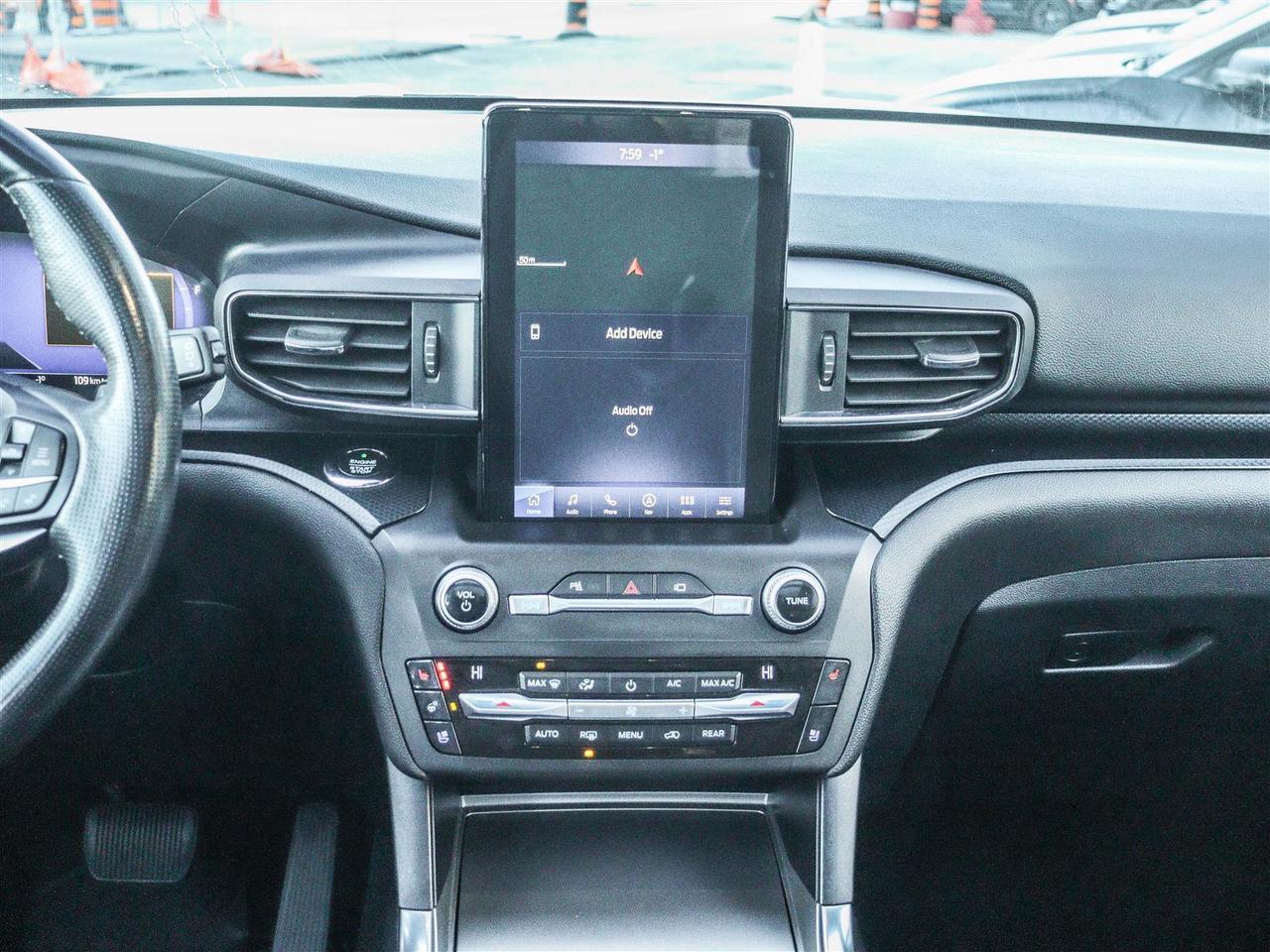 2020 Ford Explorer ST Photo