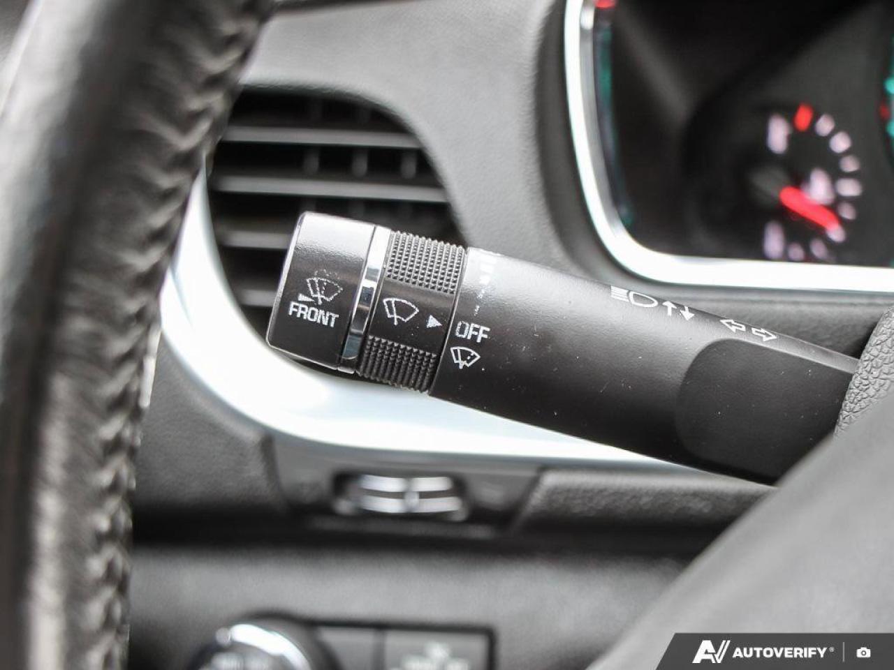 2015 Chevrolet Traverse LTAS-TRADED, AWD, HTD SEATS, SUNROOF, BLUETOOTH Photo