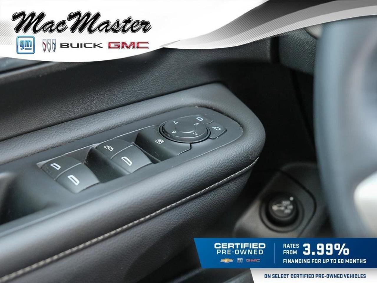 2023 GMC Terrain DenaliDENALI AWD, NAV, ROOF, LOADED, 1-OWNER! Photo