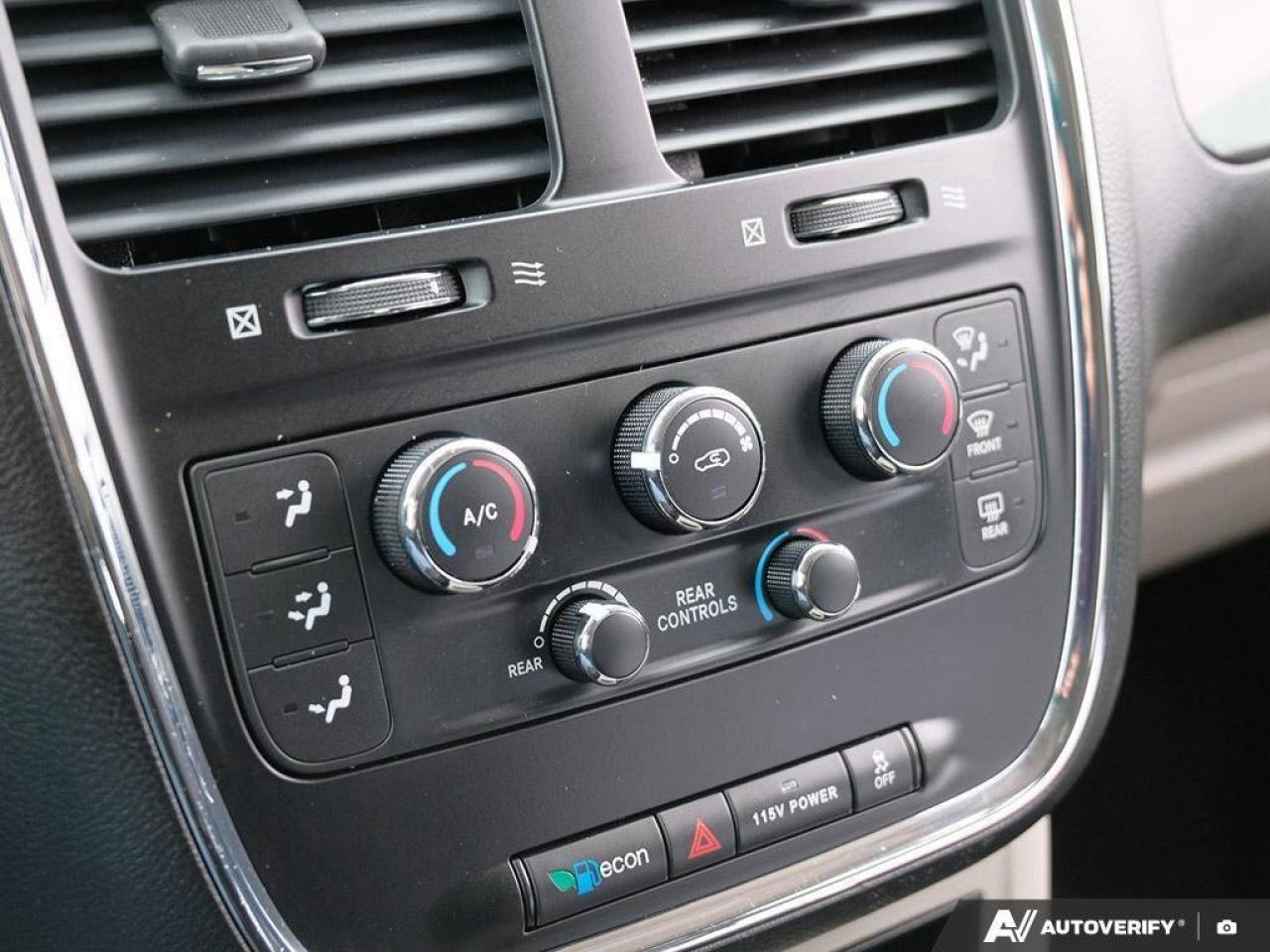 2017 Dodge Grand Caravan 4dr Wgn SXT Photo