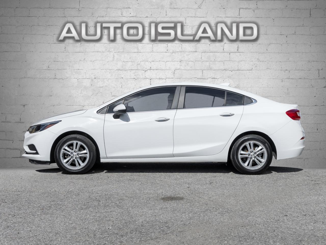 2016 Chevrolet Cruze LT Photo4