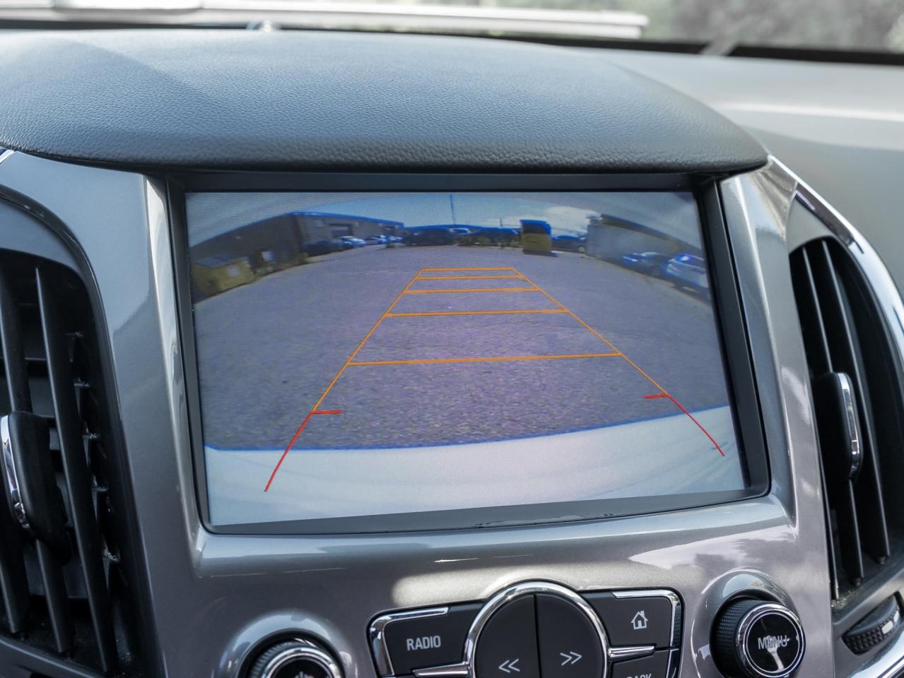 2016 Chevrolet Cruze LT Photo