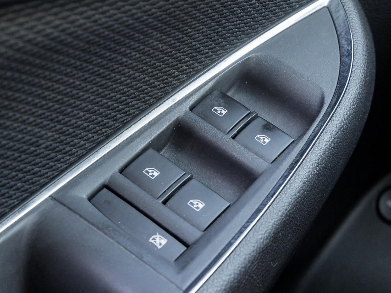 2016 Chevrolet Cruze LT Photo