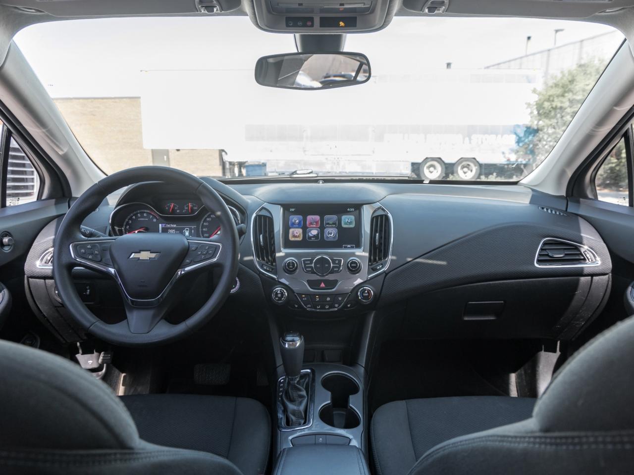 2016 Chevrolet Cruze LT Photo