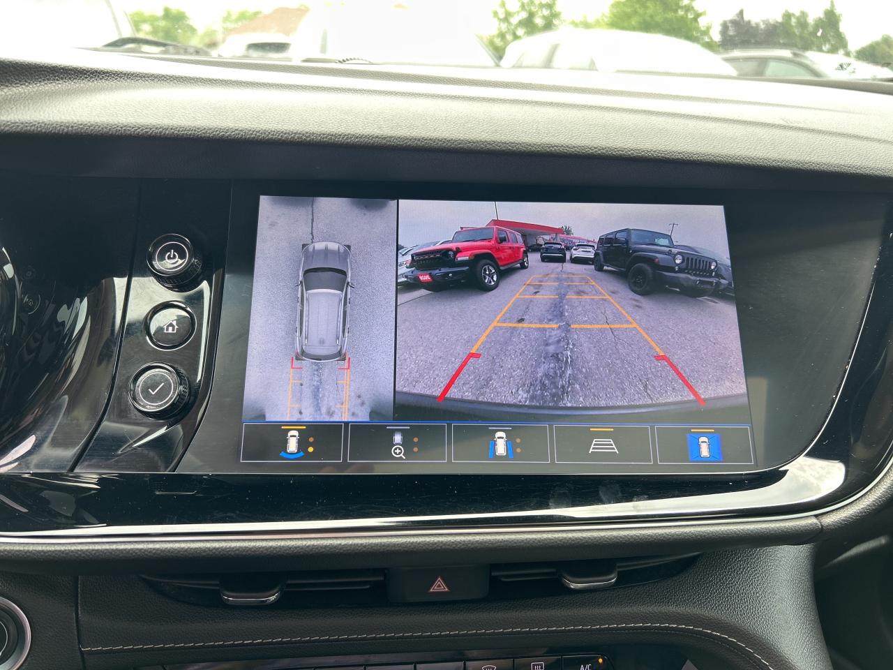 2021 Buick Envision AVENIR, 2 L TURBO, HEATED/ COOLED LEATHER SEATS! Photo