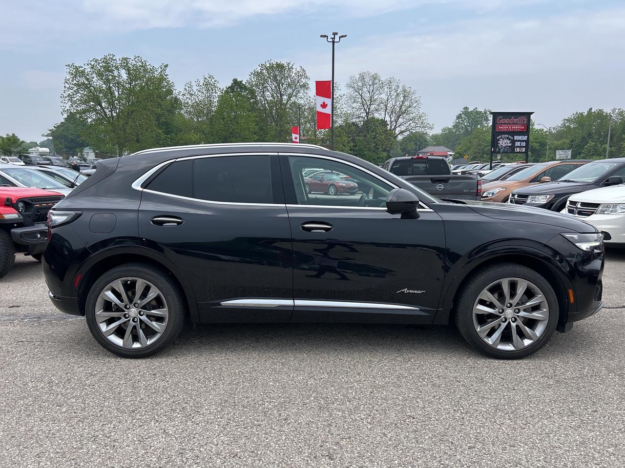 2021 Buick Envision AVENIR, 2 L TURBO, HEATED/ COOLED LEATHER SEATS! Photo