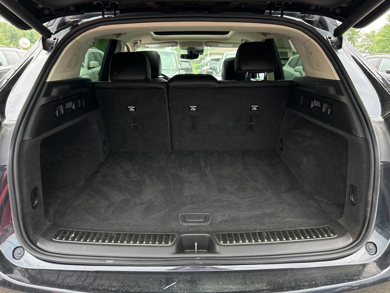 2021 Buick Envision AVENIR, 2 L TURBO, HEATED/ COOLED LEATHER SEATS! Photo