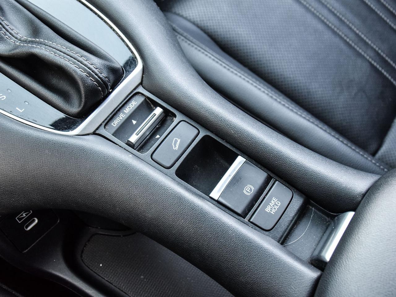 2024 Honda HR-V EX-L NAVI Photo