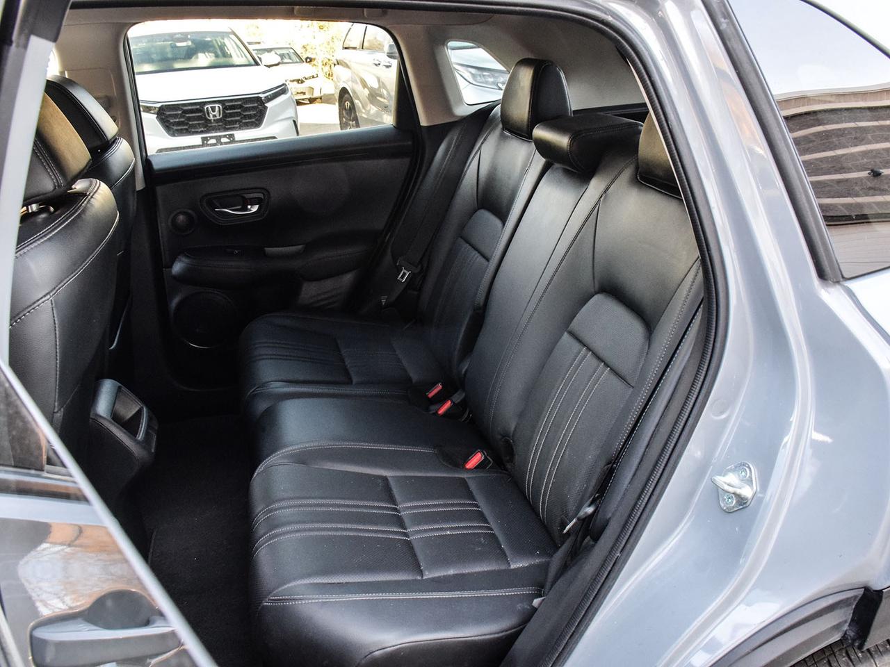 2024 Honda HR-V EX-L NAVI Photo