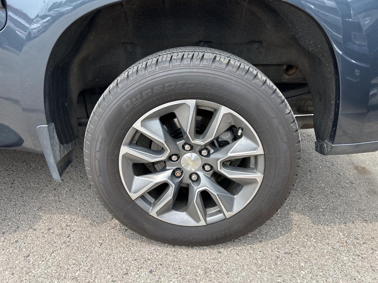 2019 Chevrolet Silverado 1500 LT, CLEAN CARFAX, 6 PASSENGER, REMOTE START! Photo