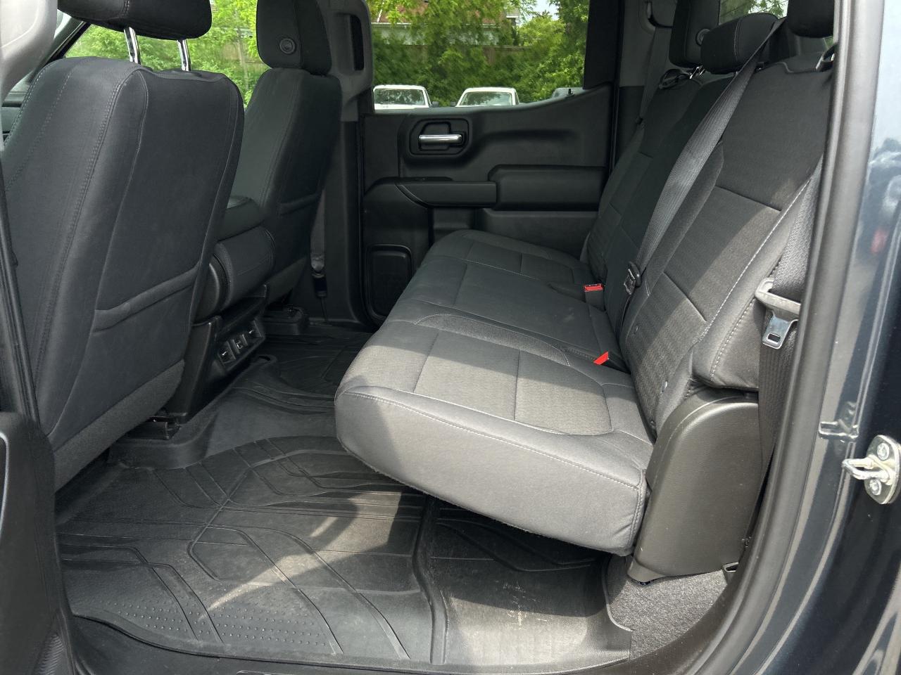 2019 Chevrolet Silverado 1500 LT, CLEAN CARFAX, 6 PASSENGER, REMOTE START! Photo