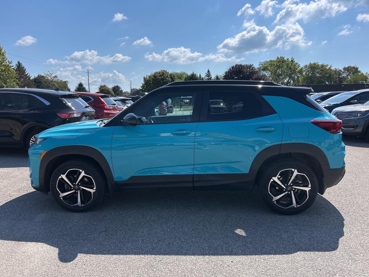 2022 Chevrolet TrailBlazer RS, CLEAN CARFAX, REMOTE START, AWD! Photo