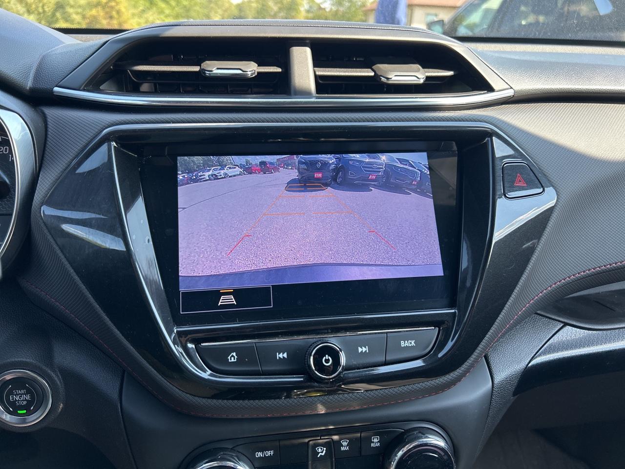 2022 Chevrolet TrailBlazer RS, CLEAN CARFAX, REMOTE START, AWD! Photo