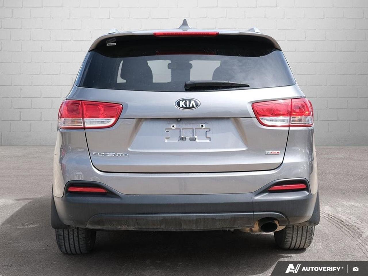 2018 Kia Sorento LX TurboCERTIFIED AS-TRADED, ONE-OWNER, ACCIDENT-F Photo4