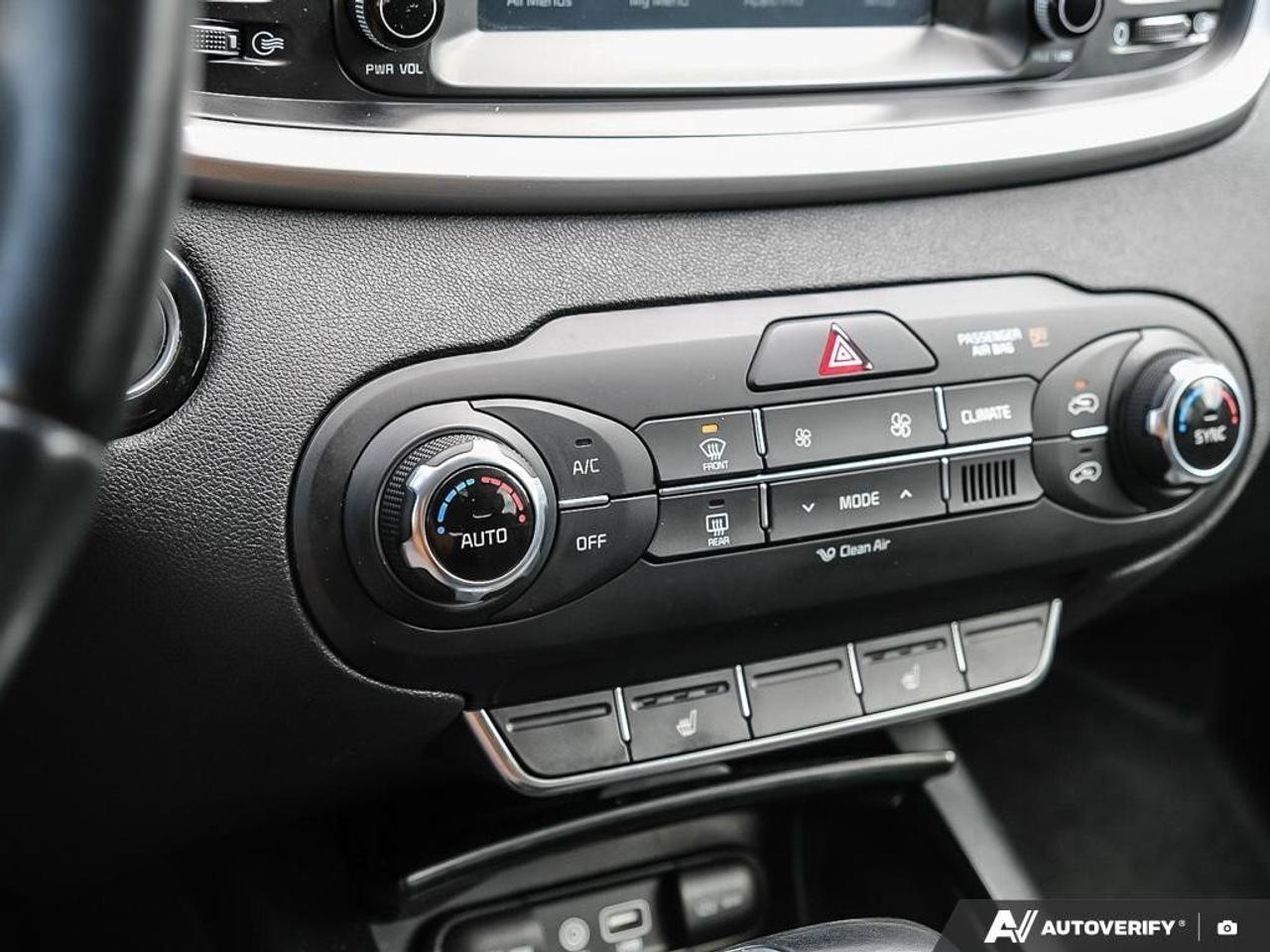 2018 Kia Sorento LX TurboCERTIFIED AS-TRADED, ONE-OWNER, ACCIDENT-F Photo