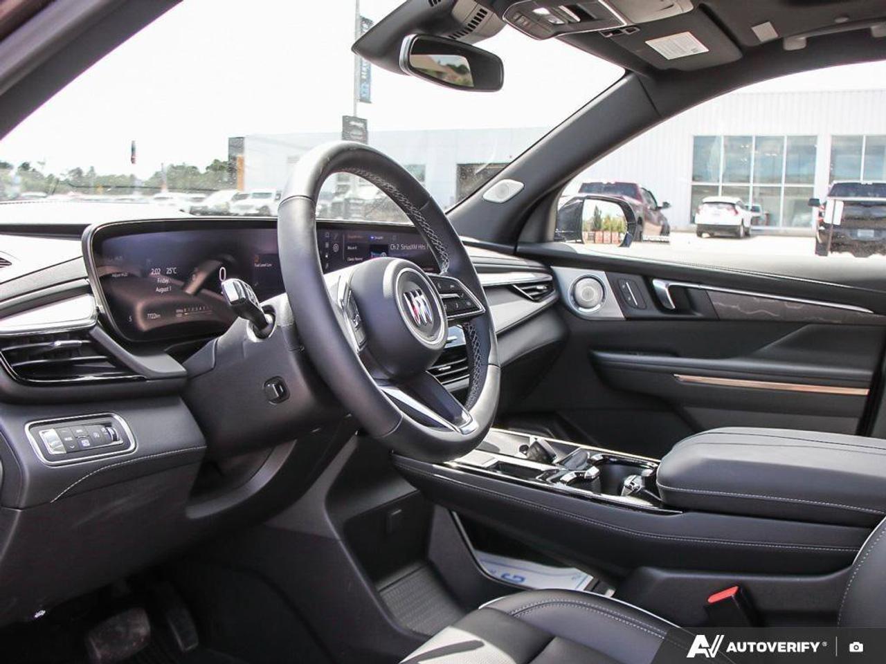 2025 Buick Enclave AvenirAVENIR, AWD, 2.5T, NAV, ROOF, COMPANY CAR! Photo