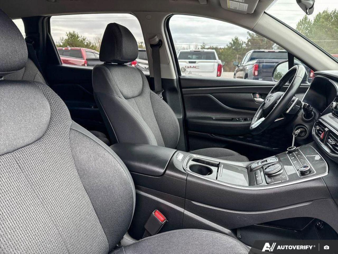 2022 Hyundai Santa Fe Essential   SMOOTH AND SPACIOUS Photo