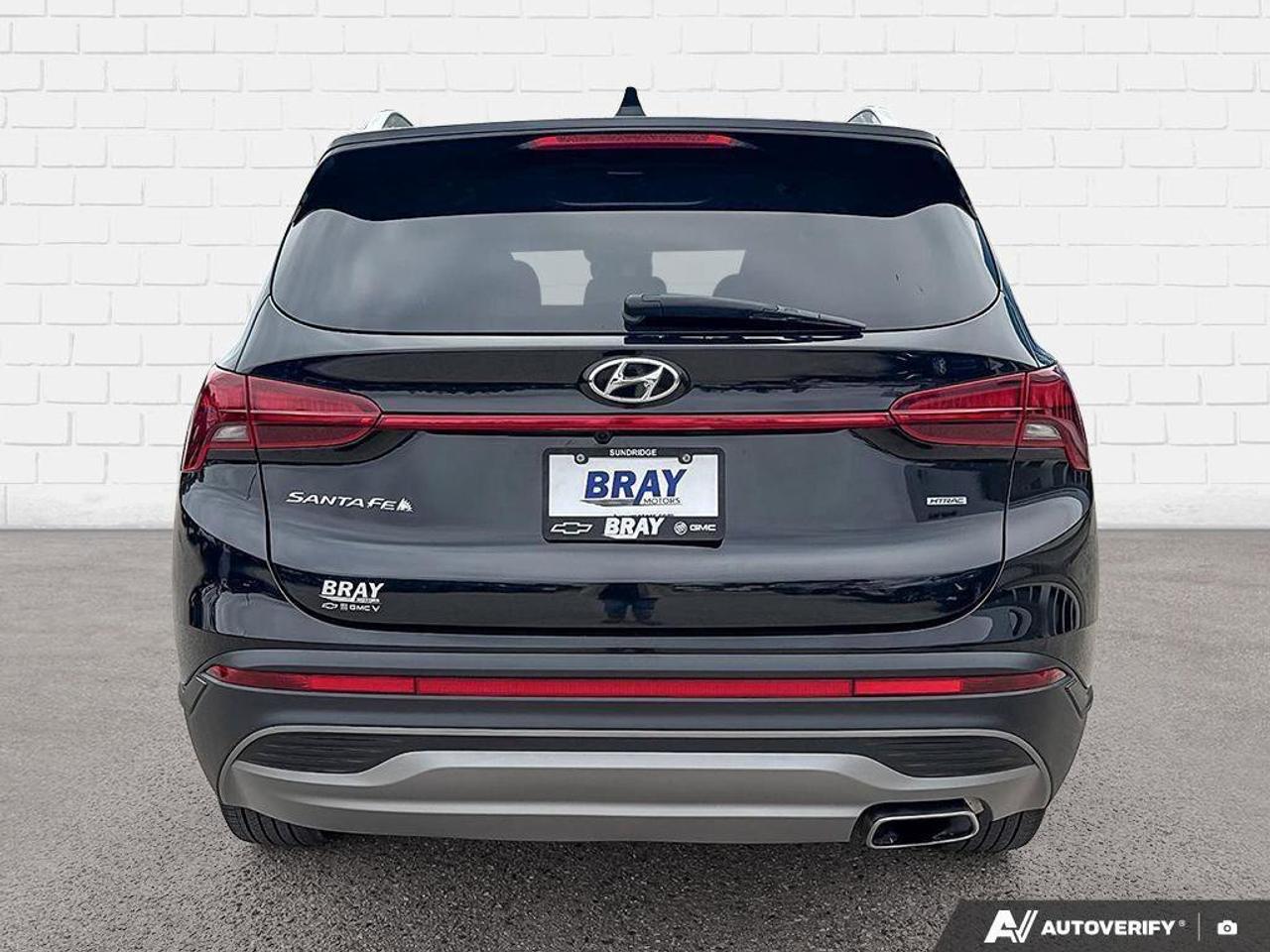 2022 Hyundai Santa Fe Essential   HEATED FRONT SEATS, HEATED STEERING WH Photo