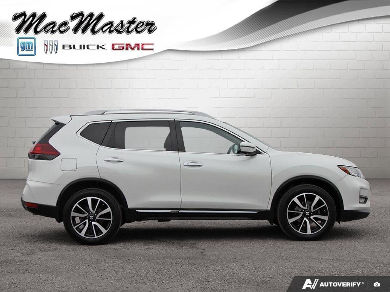 2020 Nissan Rogue SLSL, AWD, NAV, ROOF, HEATED LEATHER, CLEAN CARFAX Photo