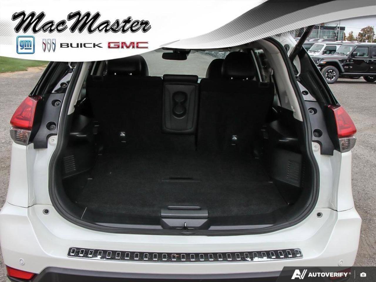 2020 Nissan Rogue SLSL, AWD, NAV, ROOF, HEATED LEATHER, CLEAN CARFAX Photo