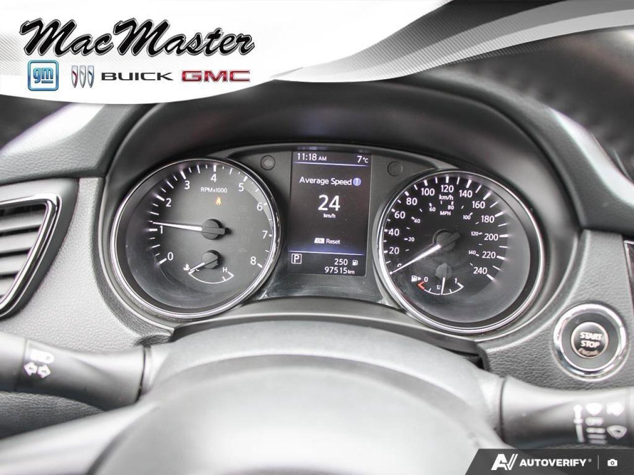 2020 Nissan Rogue SLSL, AWD, NAV, ROOF, HEATED LEATHER, CLEAN CARFAX Photo