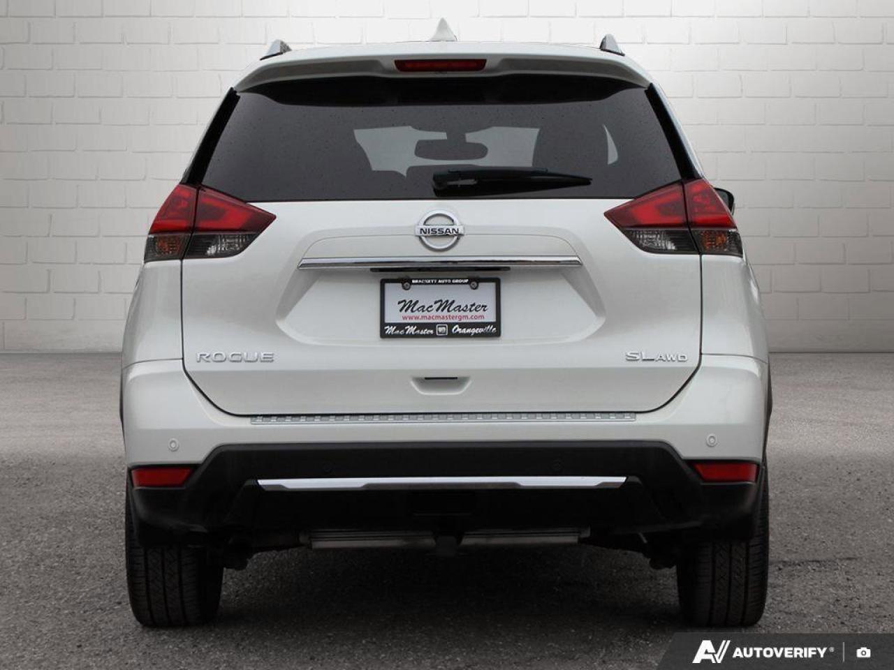 2020 Nissan Rogue SLSL, AWD, NAV, ROOF, HEATED LEATHER, CLEAN CARFAX Photo