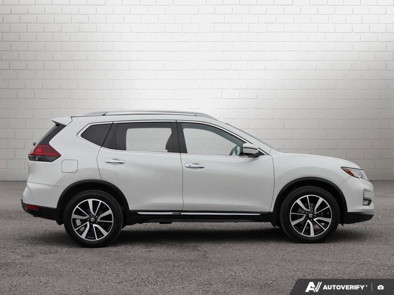 2020 Nissan Rogue SLSL, AWD, NAV, ROOF, HEATED LEATHER, CLEAN CARFAX Photo