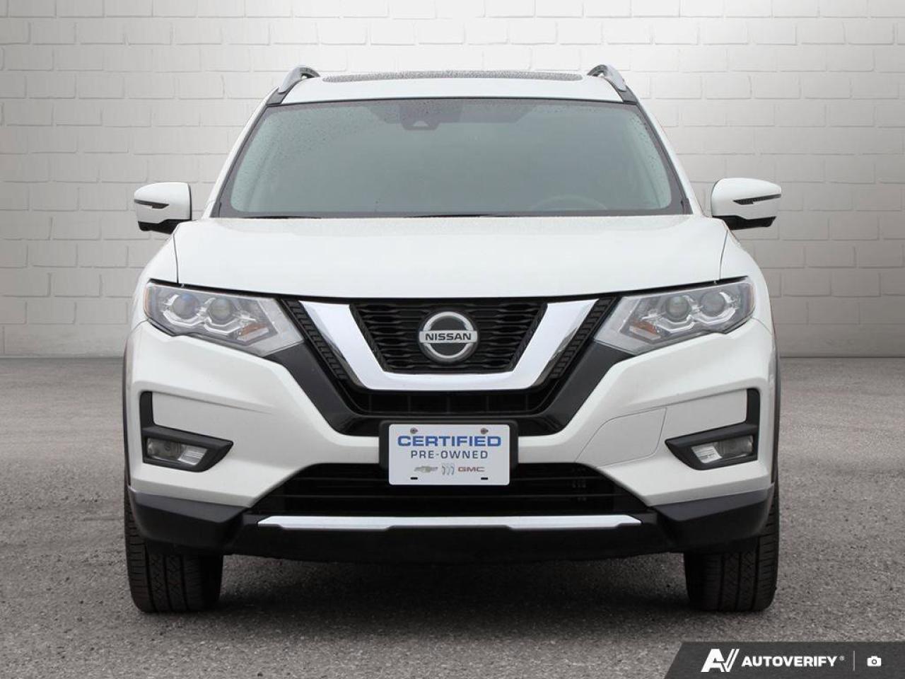 2020 Nissan Rogue SLSL, AWD, NAV, ROOF, HEATED LEATHER, CLEAN CARFAX Photo