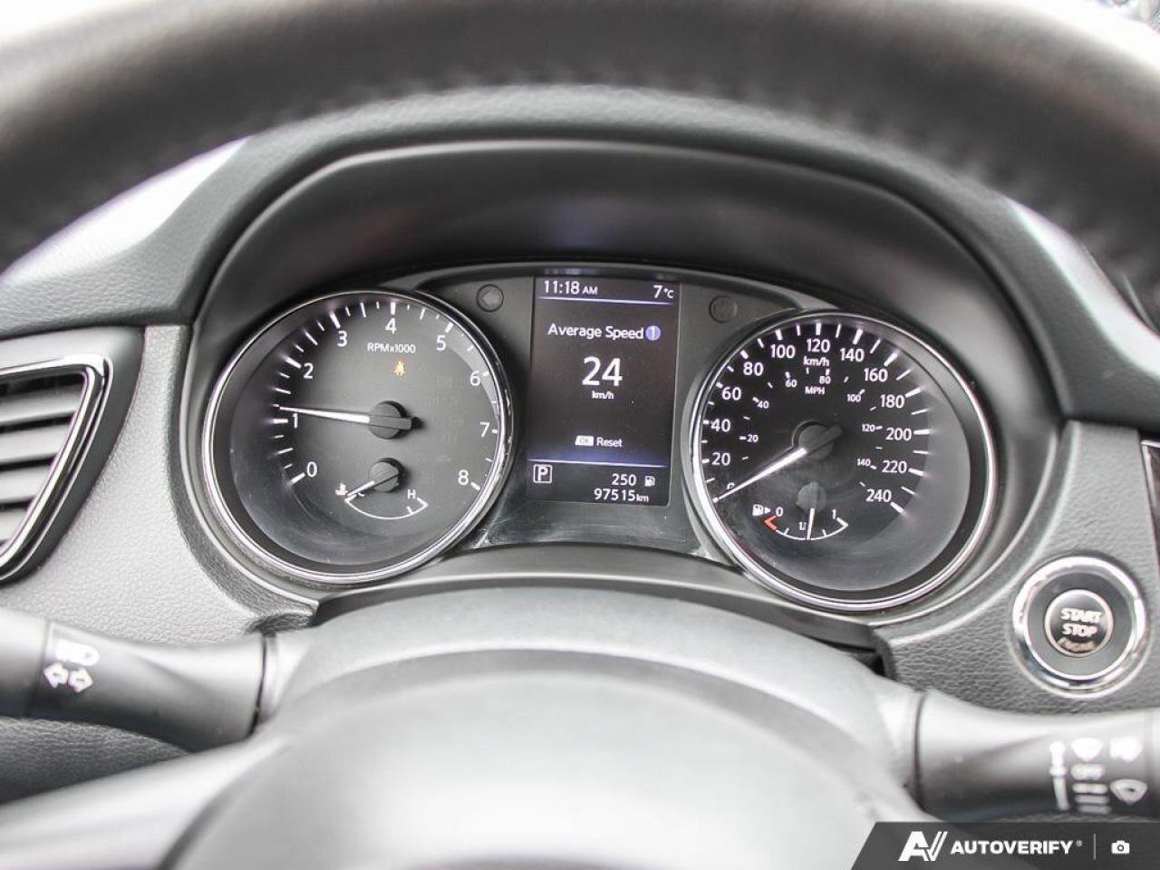 2020 Nissan Rogue SLSL, AWD, NAV, ROOF, HEATED LEATHER, CLEAN CARFAX Photo